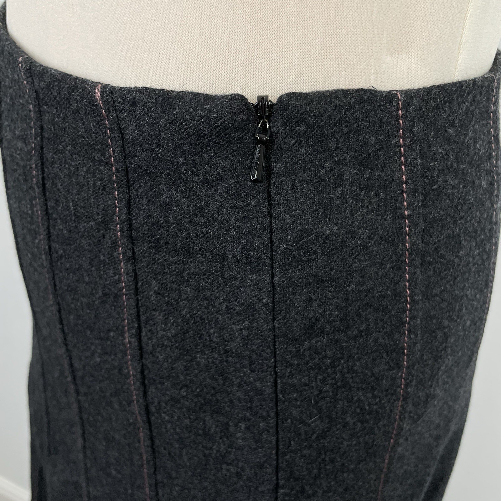 LK Bennett grey wool skirt suit size 8 (check measurements in description)