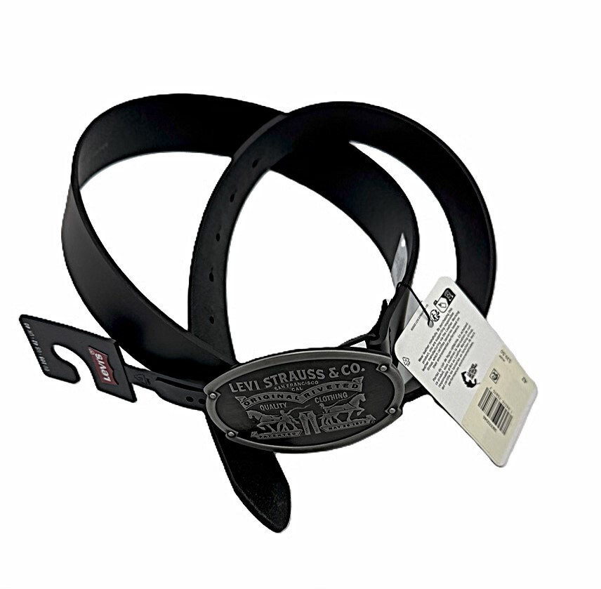 Levi’s Men’s 1.49 In (38MM) Bovine Leather Belt Black Size 42 (8707)
