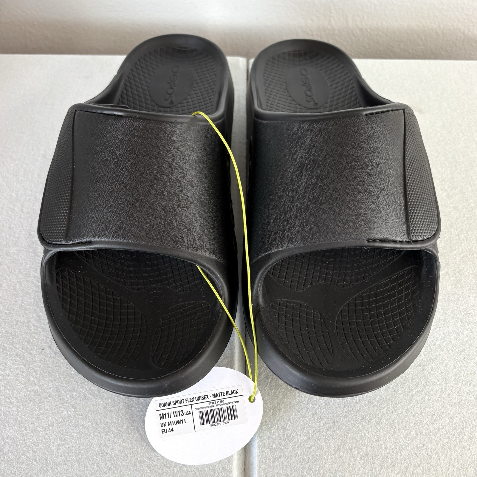 OOFAS OOAHH Sport Flex Recovery Slides Unisex M11 / W13 Comfort Adjustable NEW