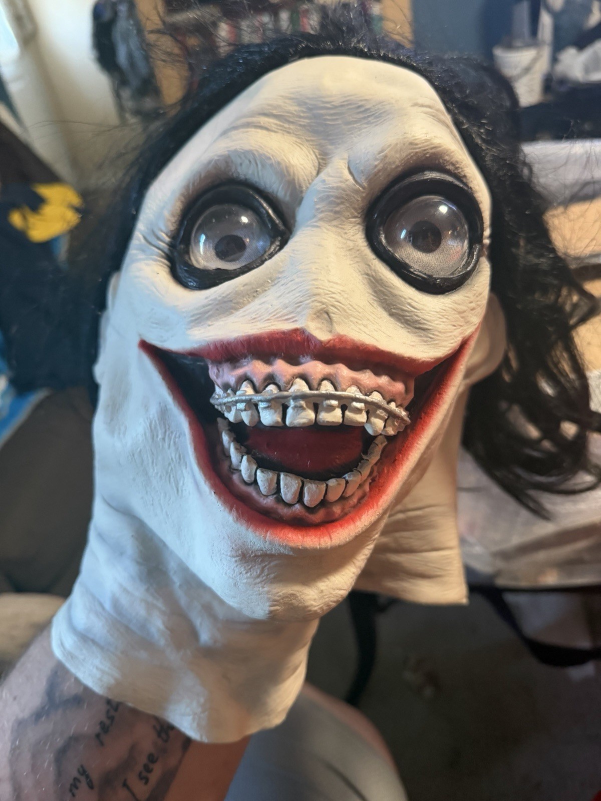 Rubie’s Jeff The Killer Latex Mask w/ Black Hair, Fish Bowl Eyes