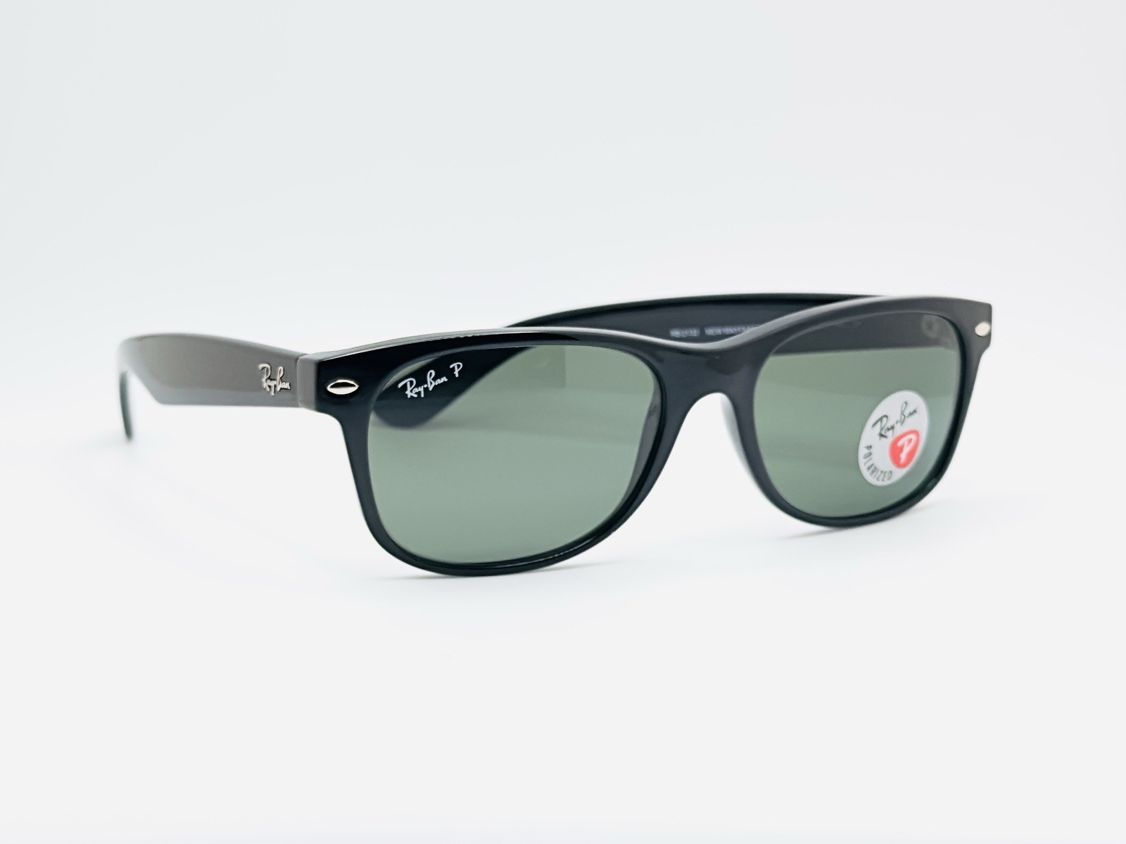 Ray-Ban New Wayfarer RB2132 55mm Square Polarized Unisex Sunglasses – Green Lens