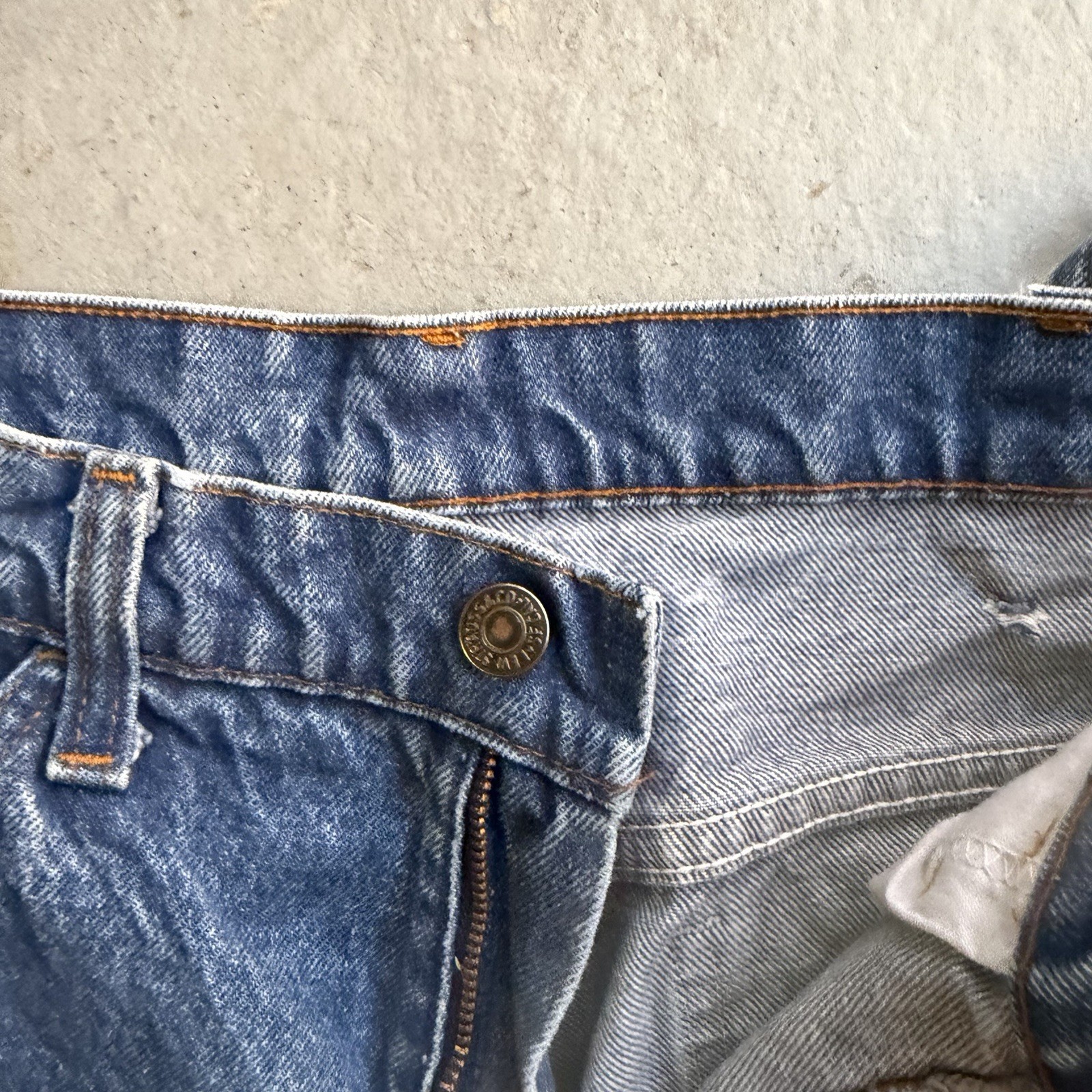 Vintage Orange Tab 70s Levi’s flared boot cut jeans Carzy true