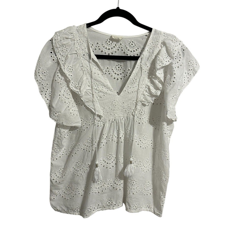 Nicole Miller Artelier White Eyelet TopCotton Eyelet Flutter Short Sleeve Top L