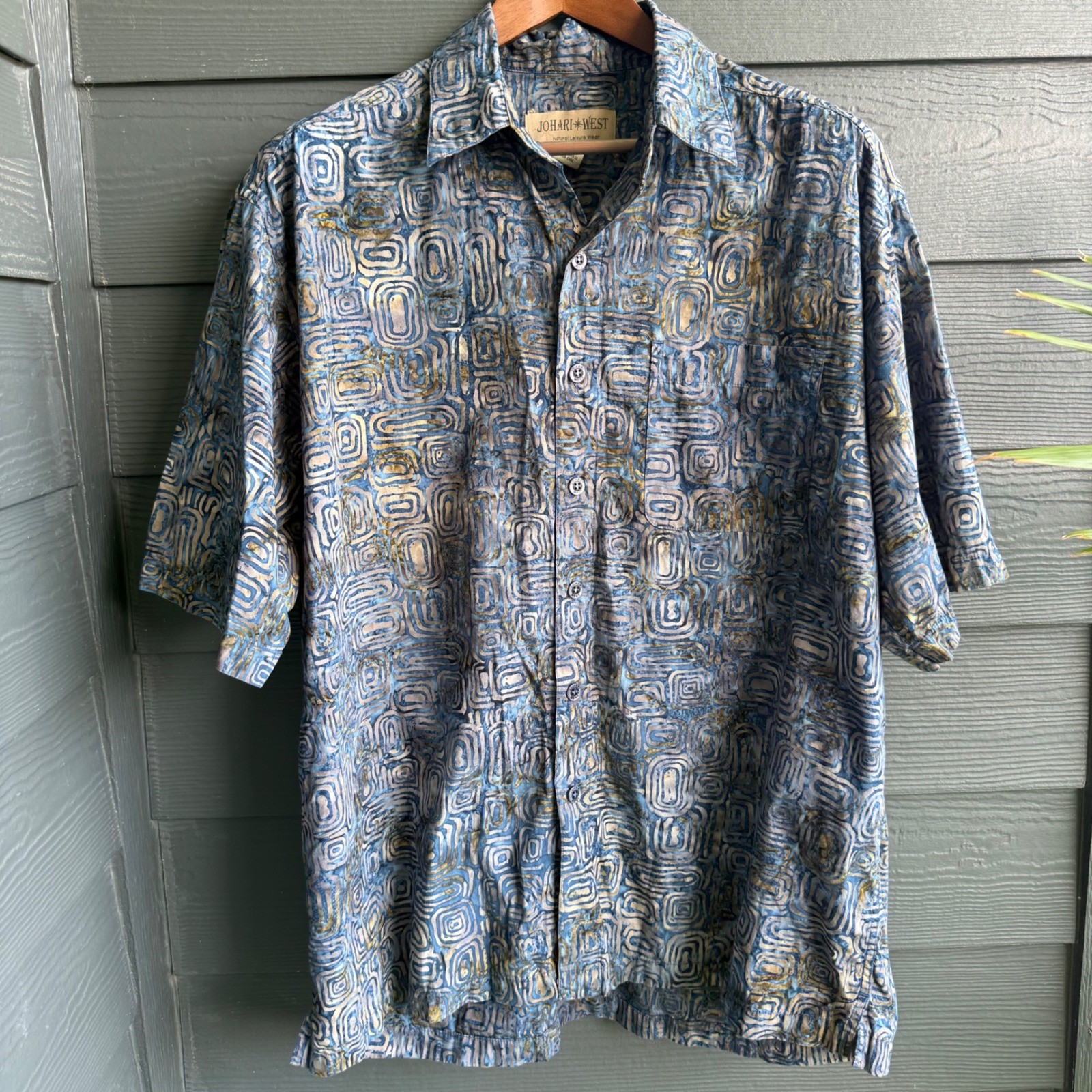 Johari West 100% Cotton Batik Shirt Mens XL Blue Geometric Hawaiian Button Up