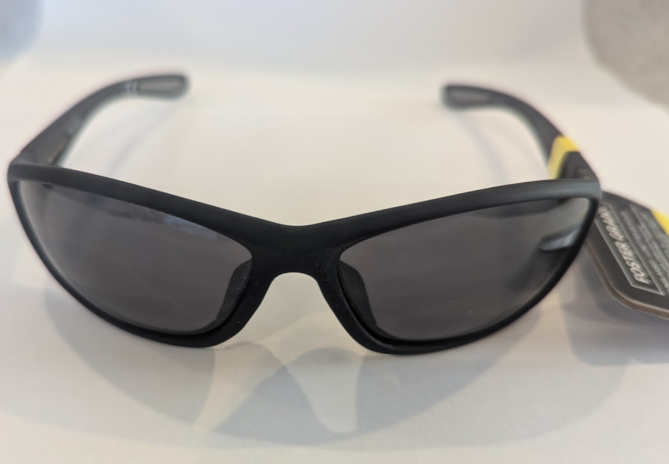 Foster Grant Backstop Matte Black Polarized Sport Sunglasses 100% UVA/UVB