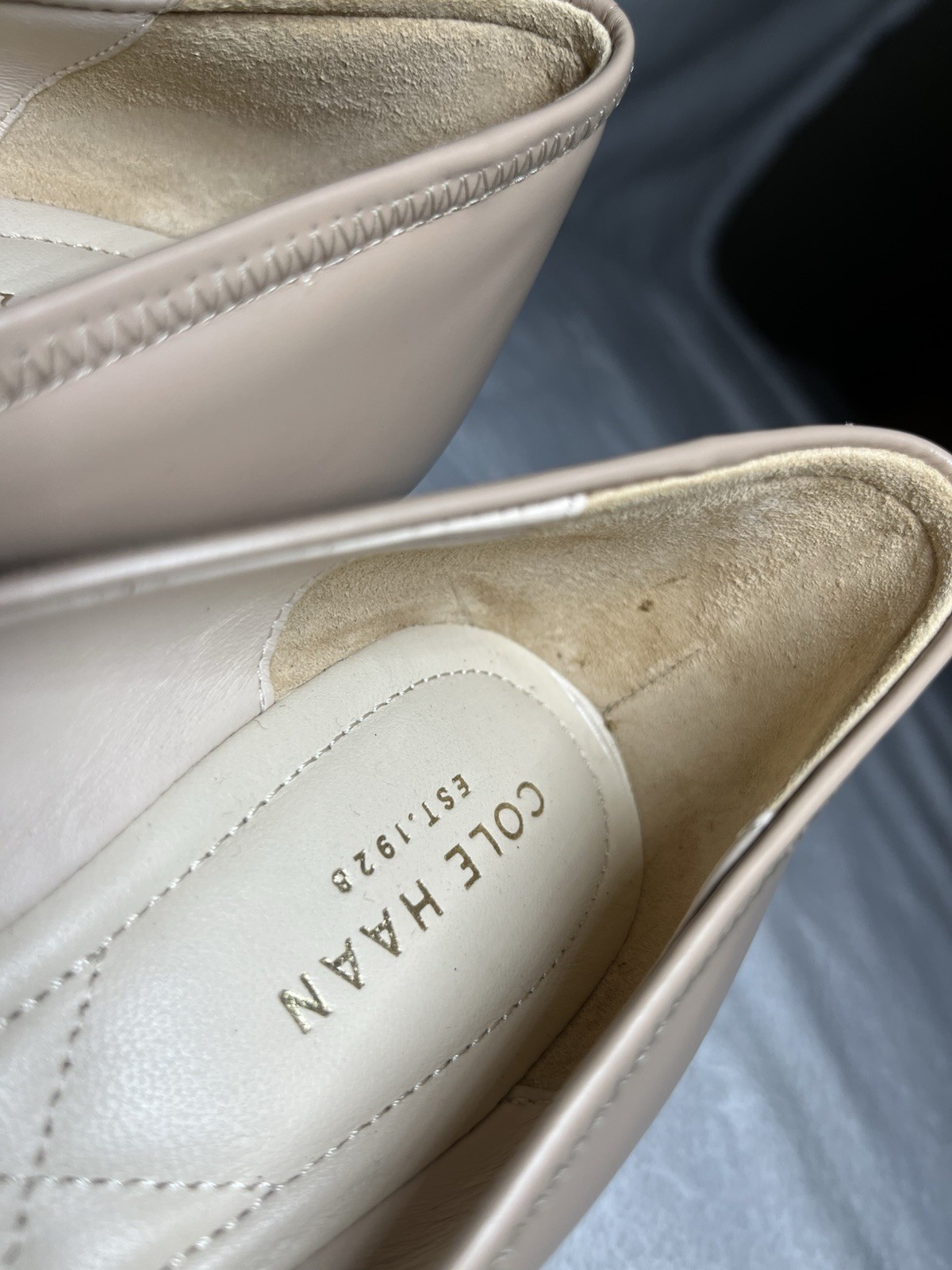 Cole Haan Leather 1 Inch Ballet-Inspired Wedge Pumps Size 8