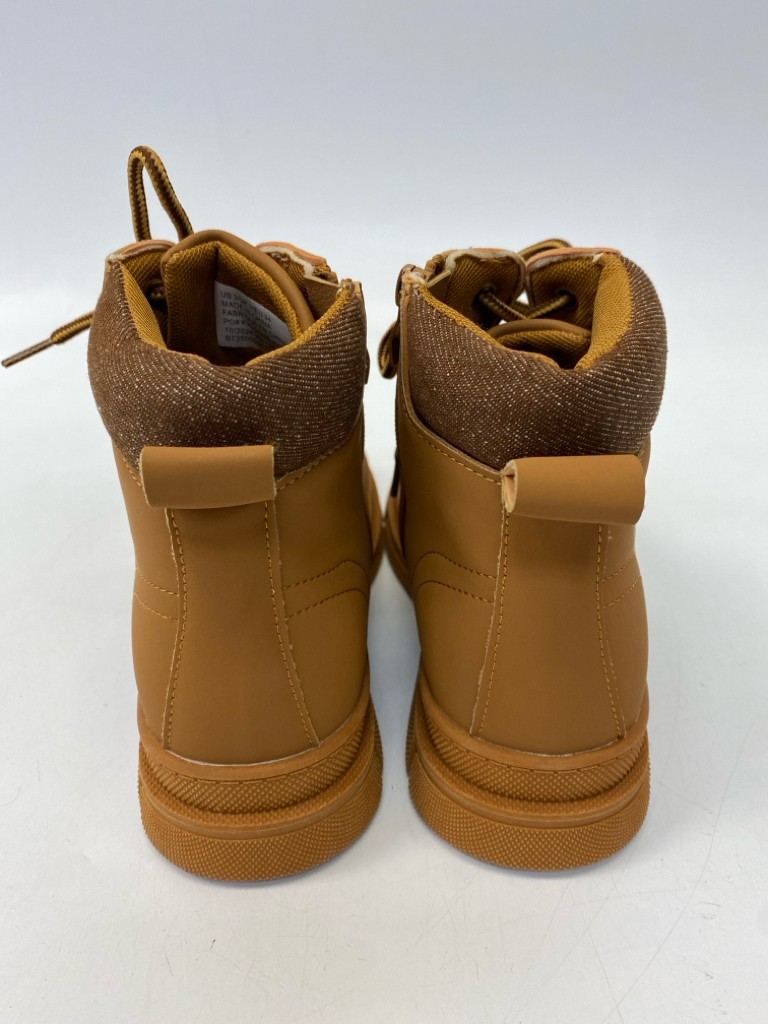 NWOT fabkids SIZE 3 Brown Lace-Up Boy’s Shoes & Boots