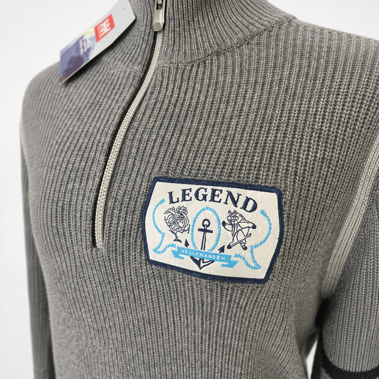 NWT Grey Helly Hansen Quarter-Zip Knitted Sweater W/ Legend Patch Sz M