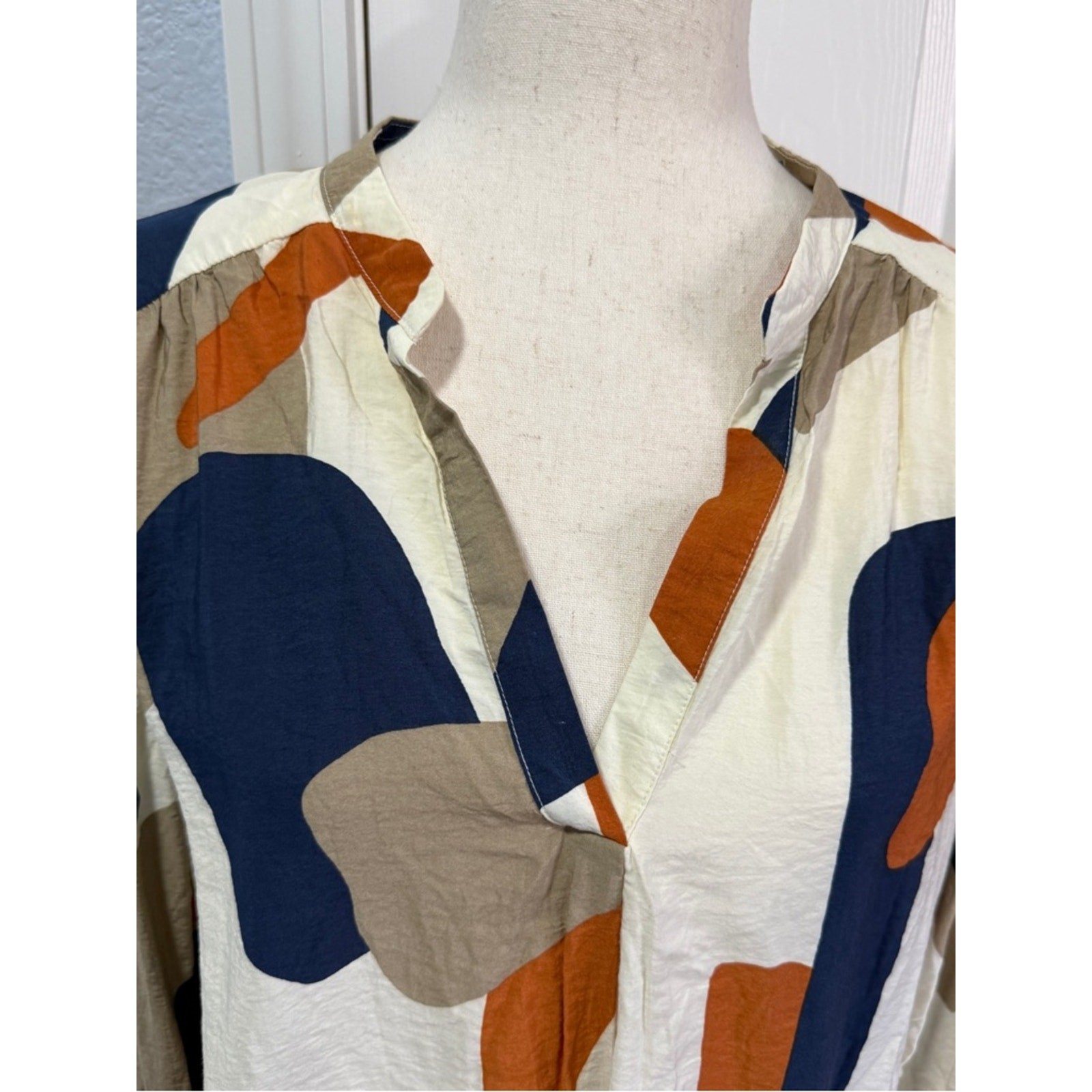 Pleione Abstract Print Blouse Size XL | Boho Chic Lightweight Top Neutral Casual