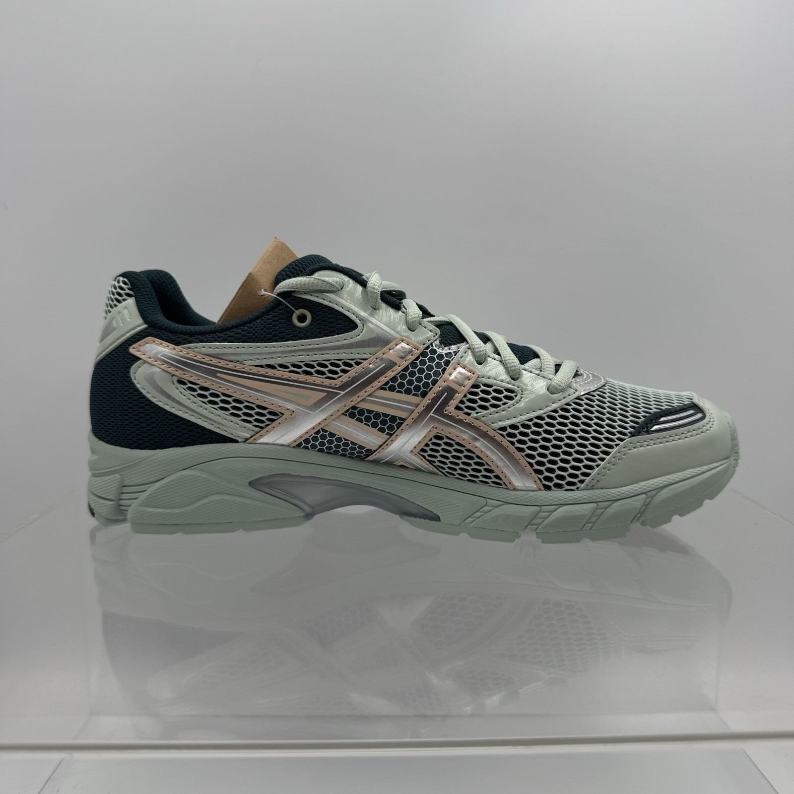 Brand New Asics Gel-DS Trainer 14 Lichen Rock Silver 1203A607-300 Men’s Size 9
