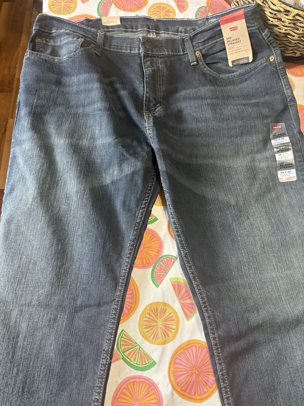 Levi’s Men’s Relaxed Fit Straight Leg Stretch Denim Jeans, Blue Medium Wash