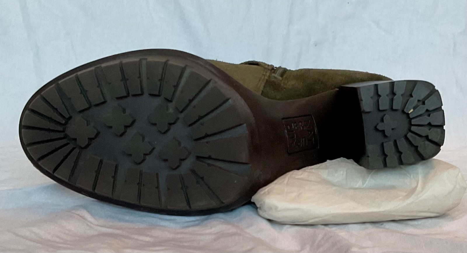 Naturalizer | Shoes | Naturalizer Lyra Crisscross Bootie suede size 8 green