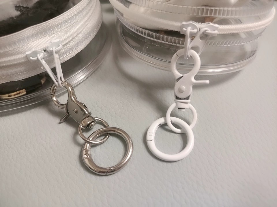 Suitable for 19cm plush toys Transparent Protective Display Pouch Keychain Hot！