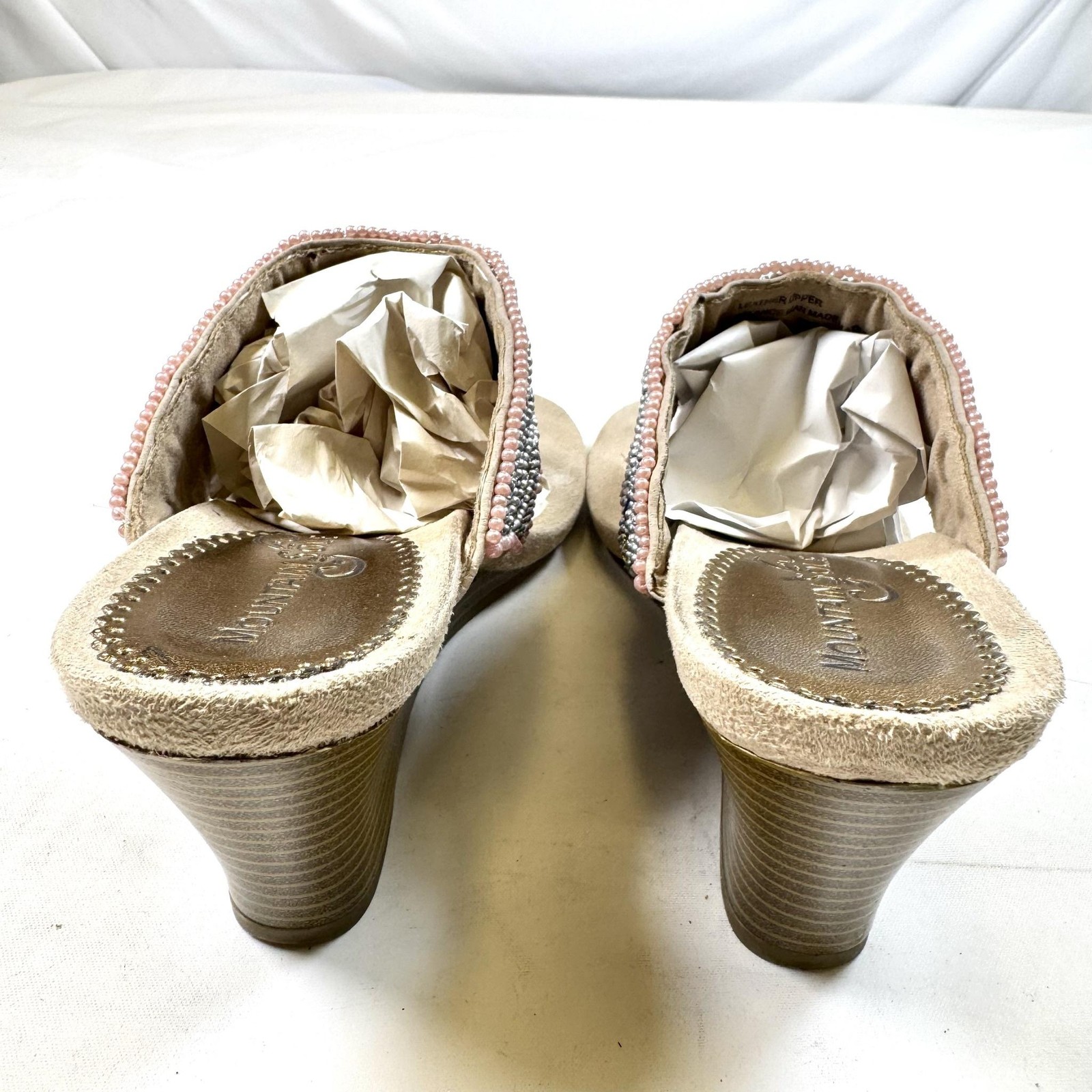 Mountain Sole Lee Shoes Womens Size 8 Beige Beaded Boho Wedge Thong Sandals