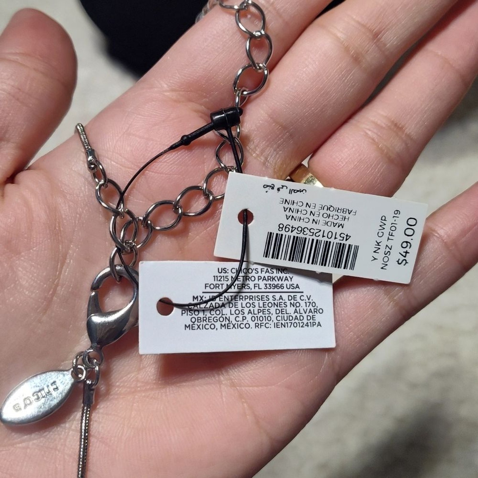 Chico’s LONG Necklace silver plated