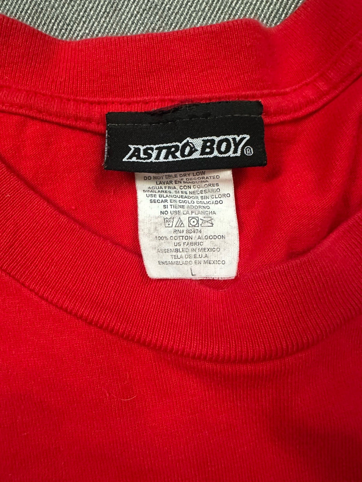 Astro Boy Osamu Tezuka Productions Official Y2K Red Men’s Large Anime Tee