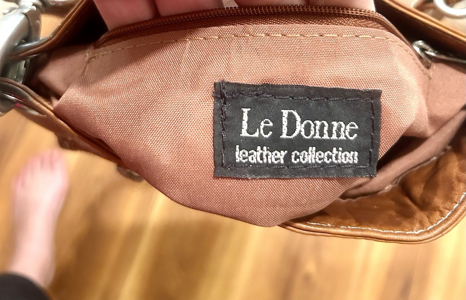 Le Donne Leather Simple Flap Over Crossbody Cognac Bag, Adjustable Strap