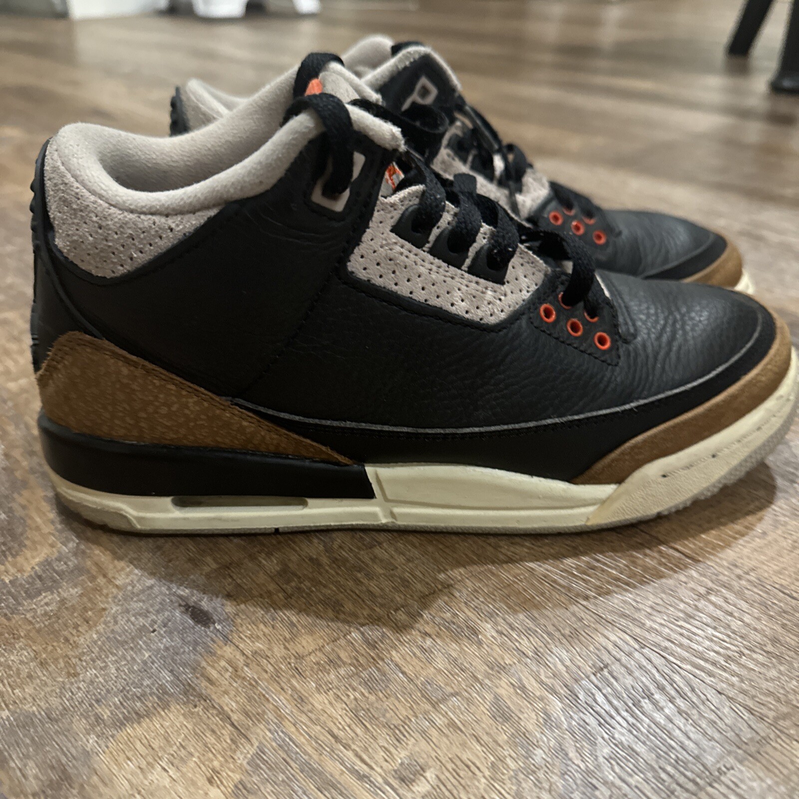 Jordan 3 Retro Mid Desert Elephant DM0967-008 SZ 7Y