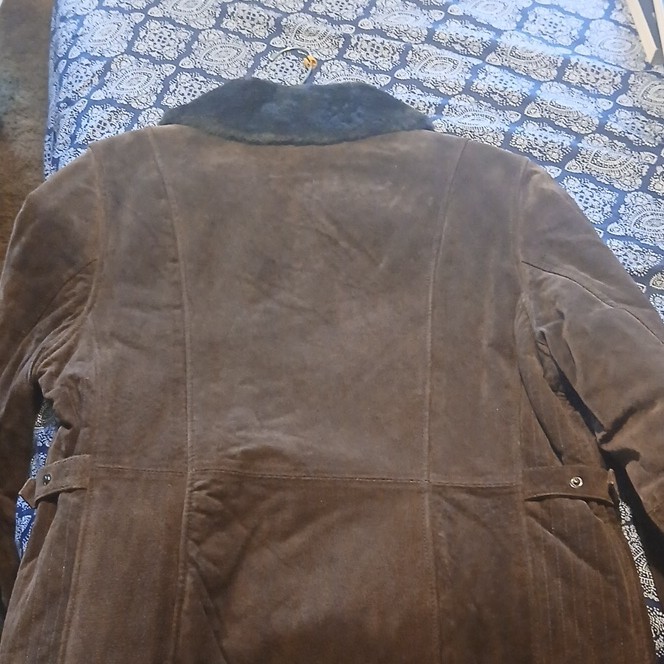 Covington Brown Leather Jacket Faux Fur Trim Collar Full Zip Lined Pockets L/G