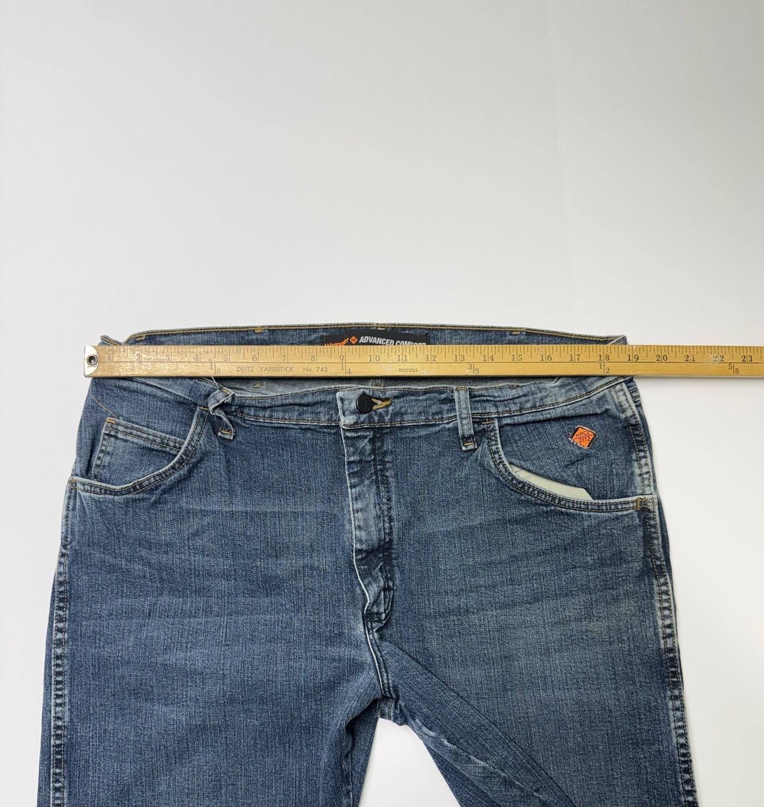 Wrangler Advanced Comfort FR Jeans Men’s Size 38×30 FRAC47D Denim Blue HRC2 2112
