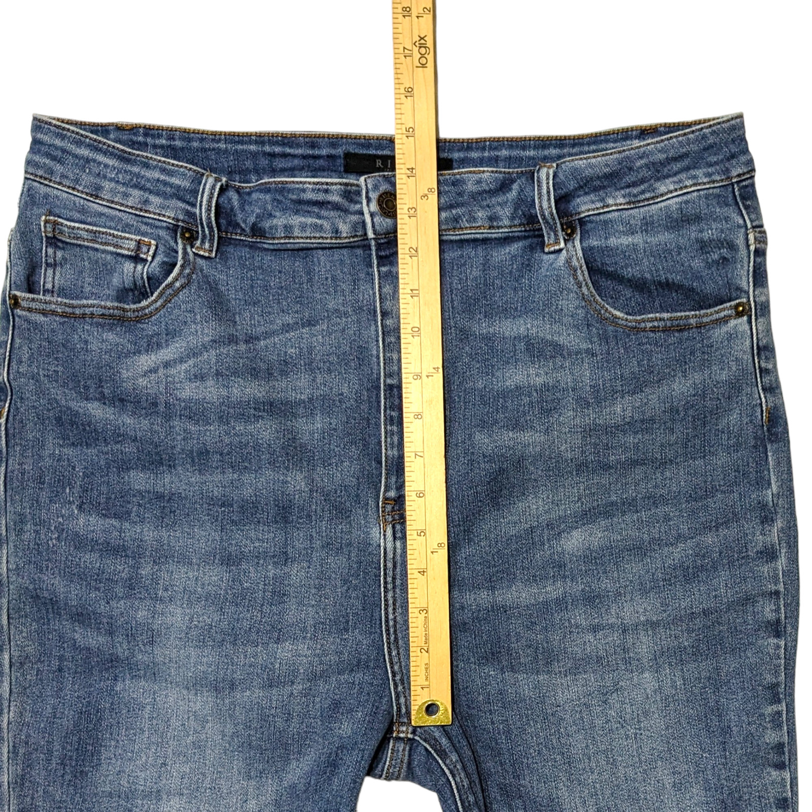 Risen Jeans Womens 2XL Blue Raw Hem Comfort Stretch Denim Lightly Distressed
