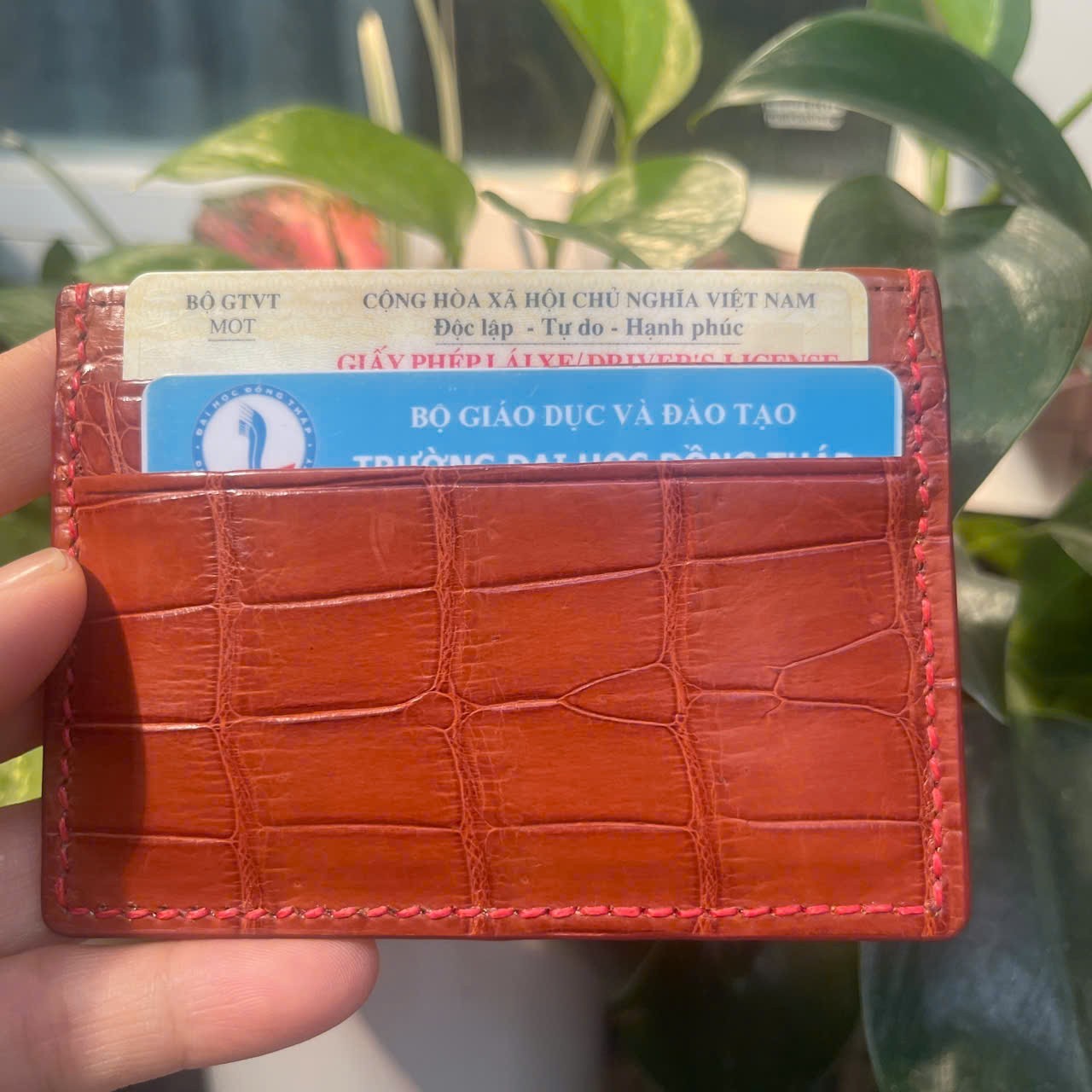 GENUINE LEATHER SKIN CREDIT CARD HOLDER/ WALLET CARD HOLDER FOR MEN