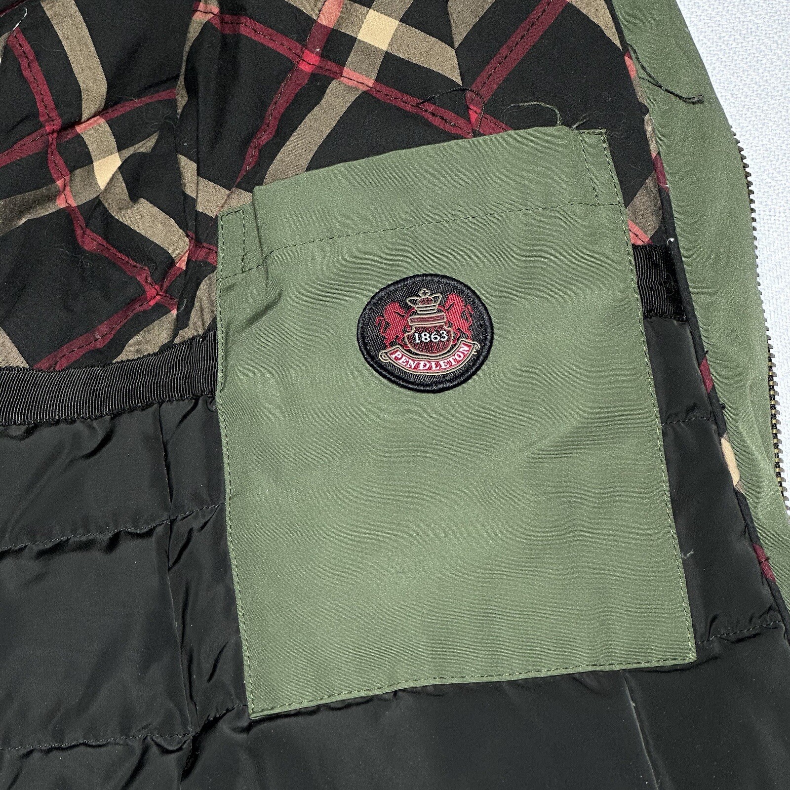 Pendleton North Shore Green Down Parka Jacket Coyote Fur Hood Women’s Size XS