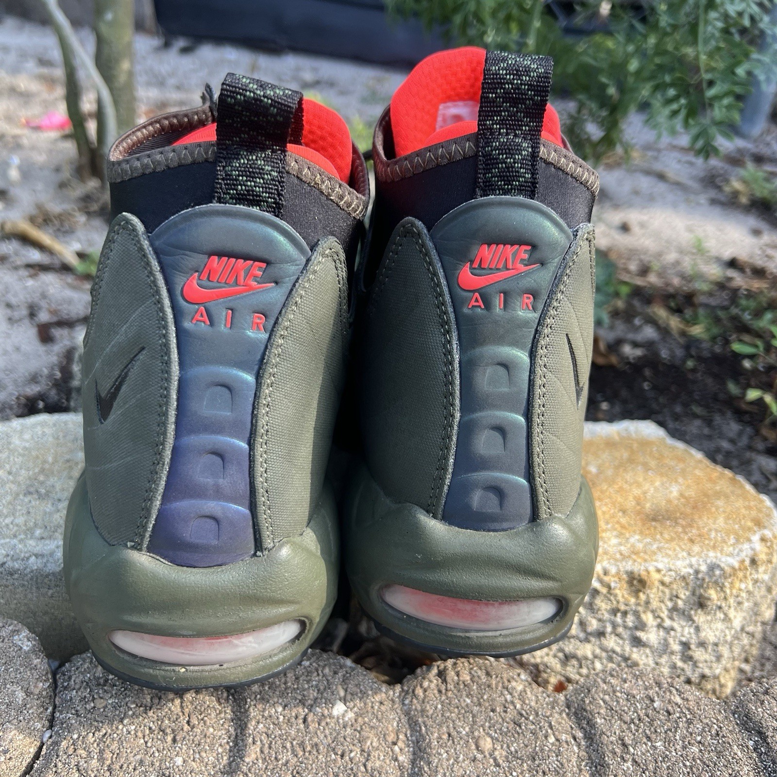 As 9.5 Nike Air Max 95 Sneakerboot Olive Black Red Men’s Shoes 806809-300