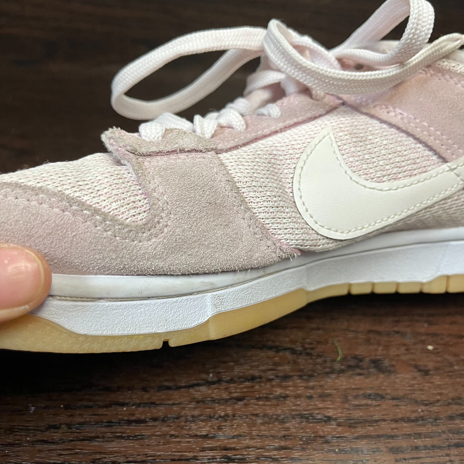 Nike Dunk Low SE “Teddy Bear” Women’s Size 10.5 Light Pink Sneakers DZ5318-640