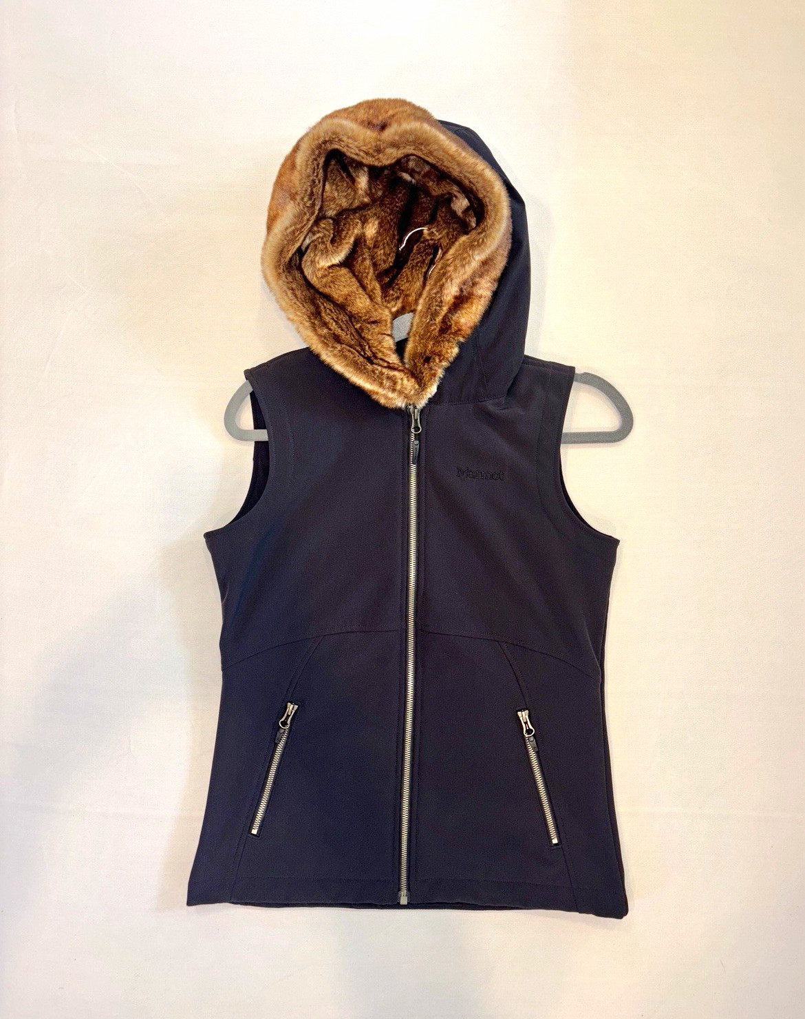 Marmot Women’s Hooded Full Zip Vest Faux Fur Trim Black Size S