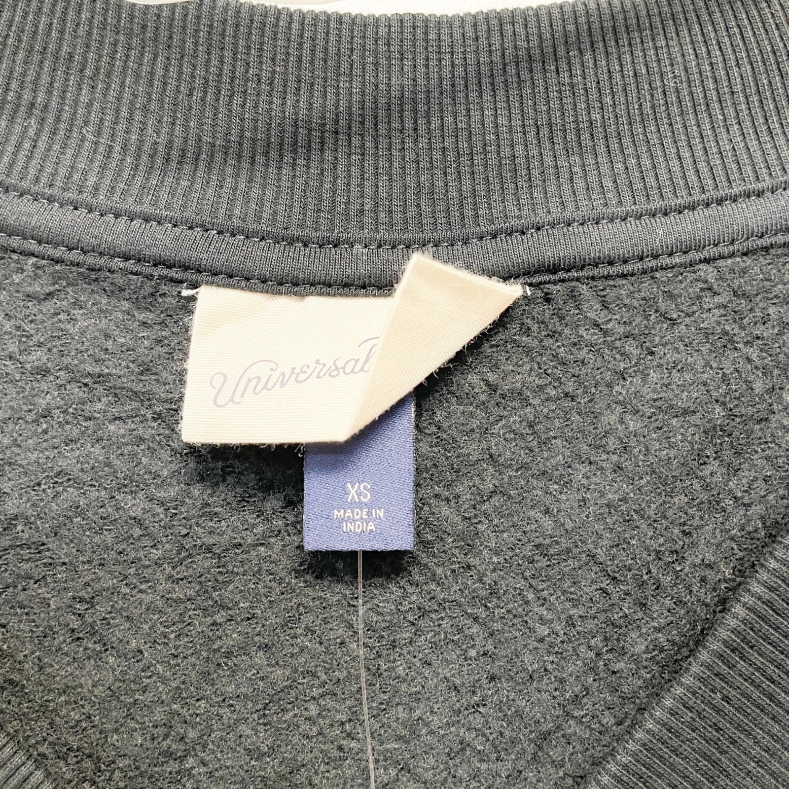 Universal Thread Women’s Leisure Studio Sweatshirt Black Size XS
