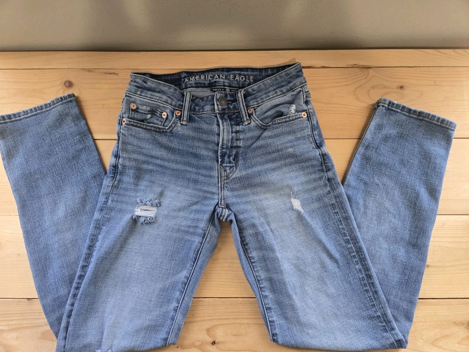 American Eagle Mens Airflex Denim 26×30 Distressed Light Wash