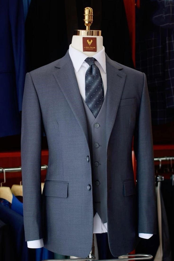 Regular Fit Men’s Suit Navy Blue Notch Lapel Jacket Vest Business Casual Wear
