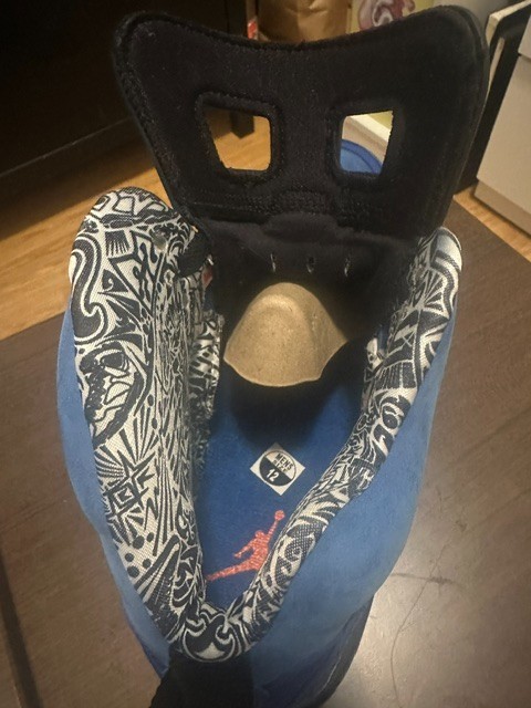 Size 12 – Air Jordan Spizike New York Knicks