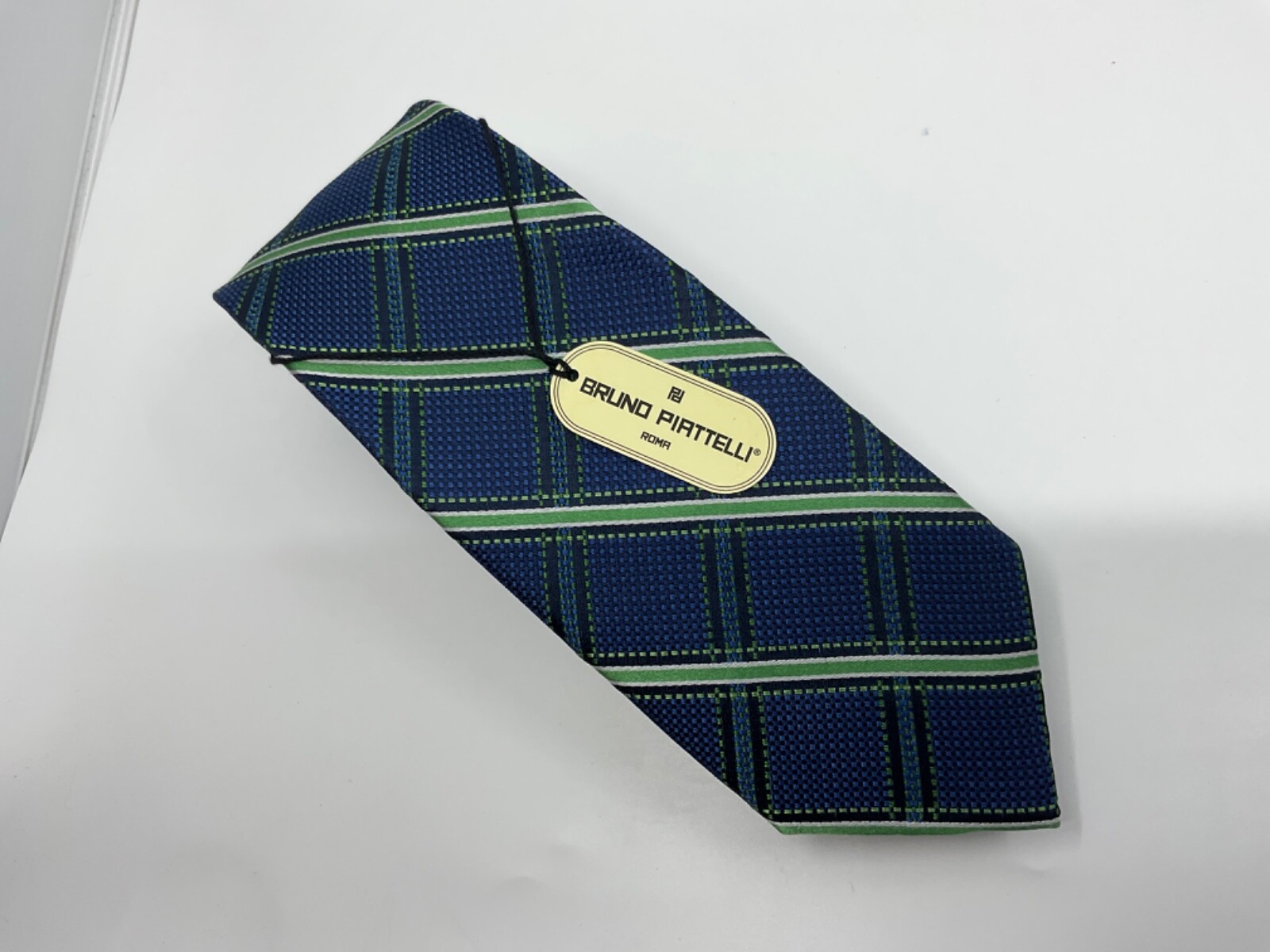 BRUNO PIATTELLI Men’s 100% Silk Tie ITALY Plaid Green Blue 3 1/8 x 61. NWT