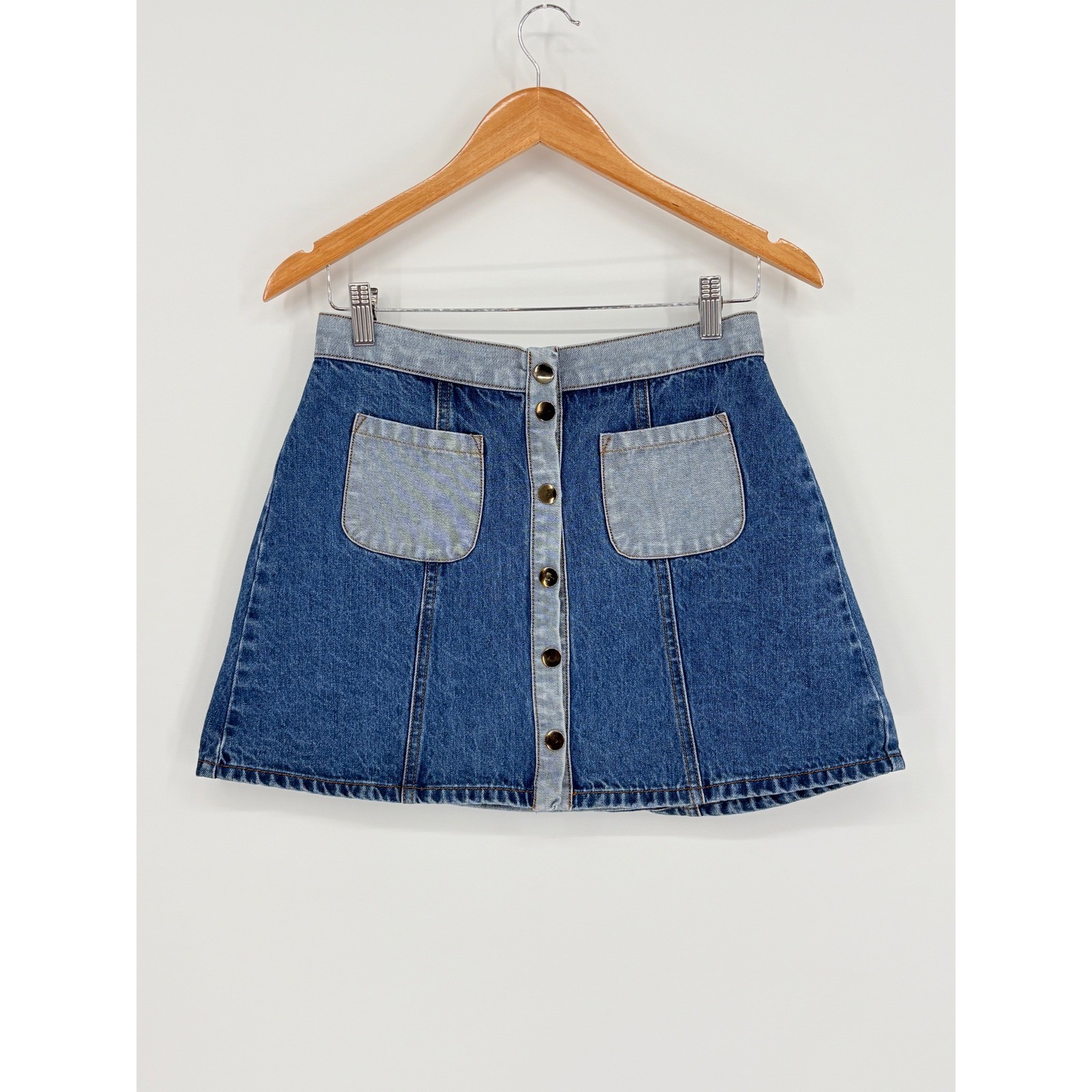 BDG Urban Outfitters Two Tone Denim Mini Skirt Size 6 Colorblock Button Front