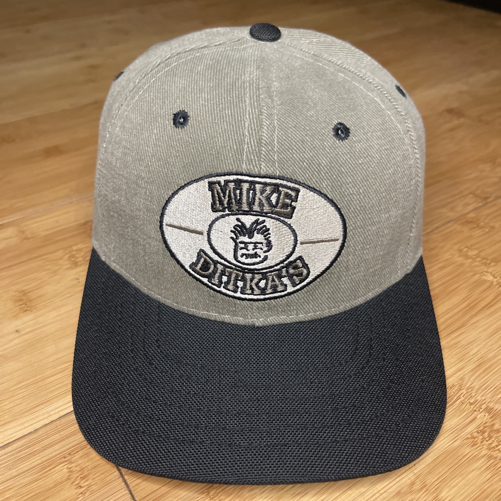 NICE VTG Slazenger USA Mike Ditka’s Chicago Gray Black Structured Strapback Hat