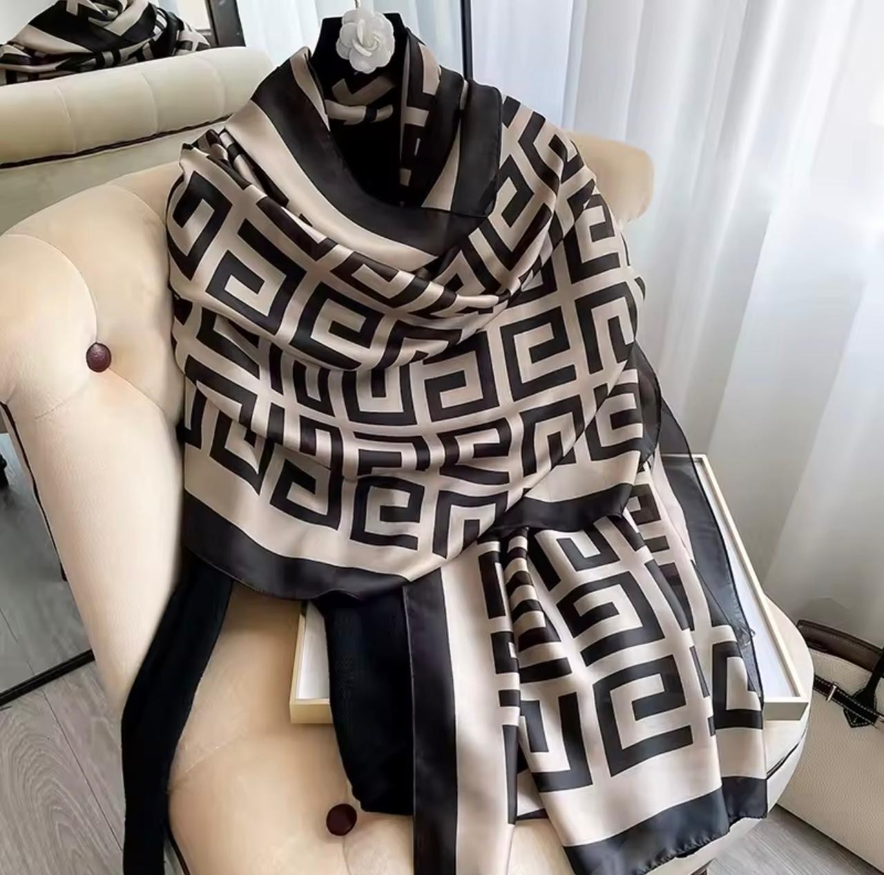 Large 180x90cm Silk Feel Polyester Scarf Elegant Print Shawl Wrap Women Fashions
