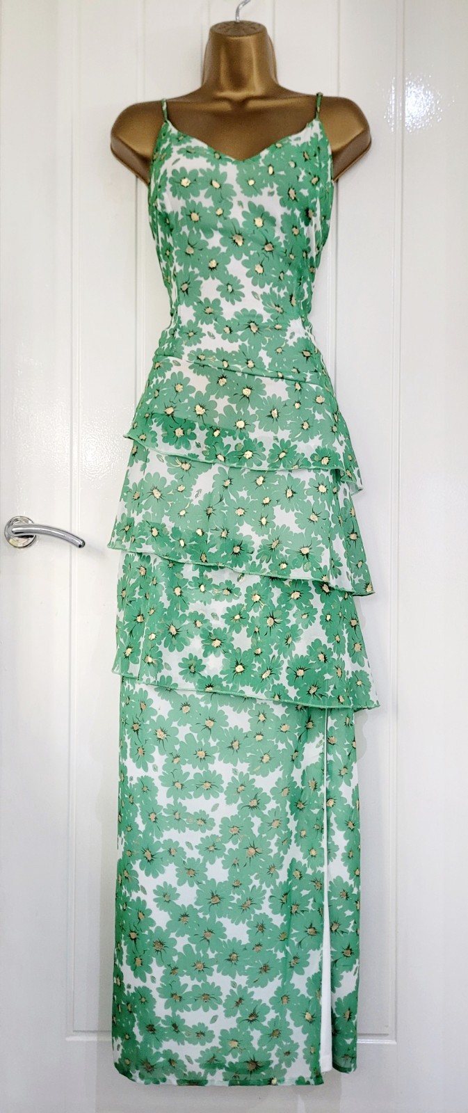 Quiz size 14 green cream floral frill tiered maxi dress summer holiday metallic