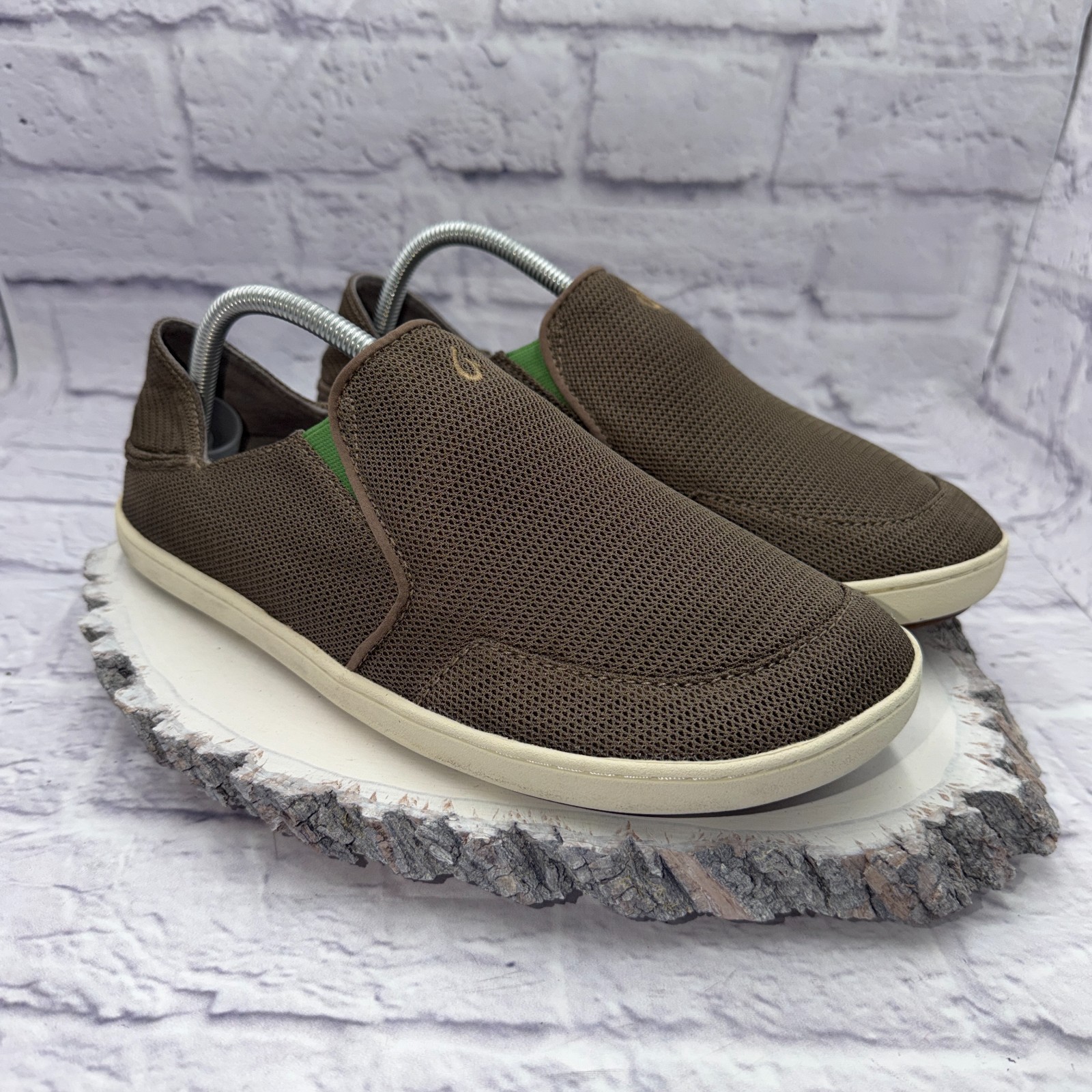 OluKai Mens Nohea Mesh Slip On Casual Beach Friendly Shoes Tan Brown Size US 9.5