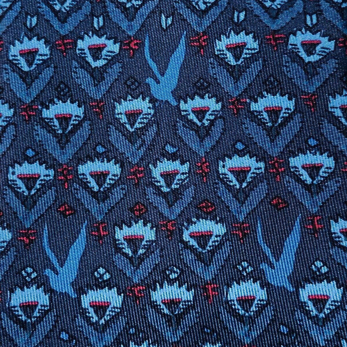 Excellent condition HERMES Tie floral pattern dove bird all over pattern 100 sil