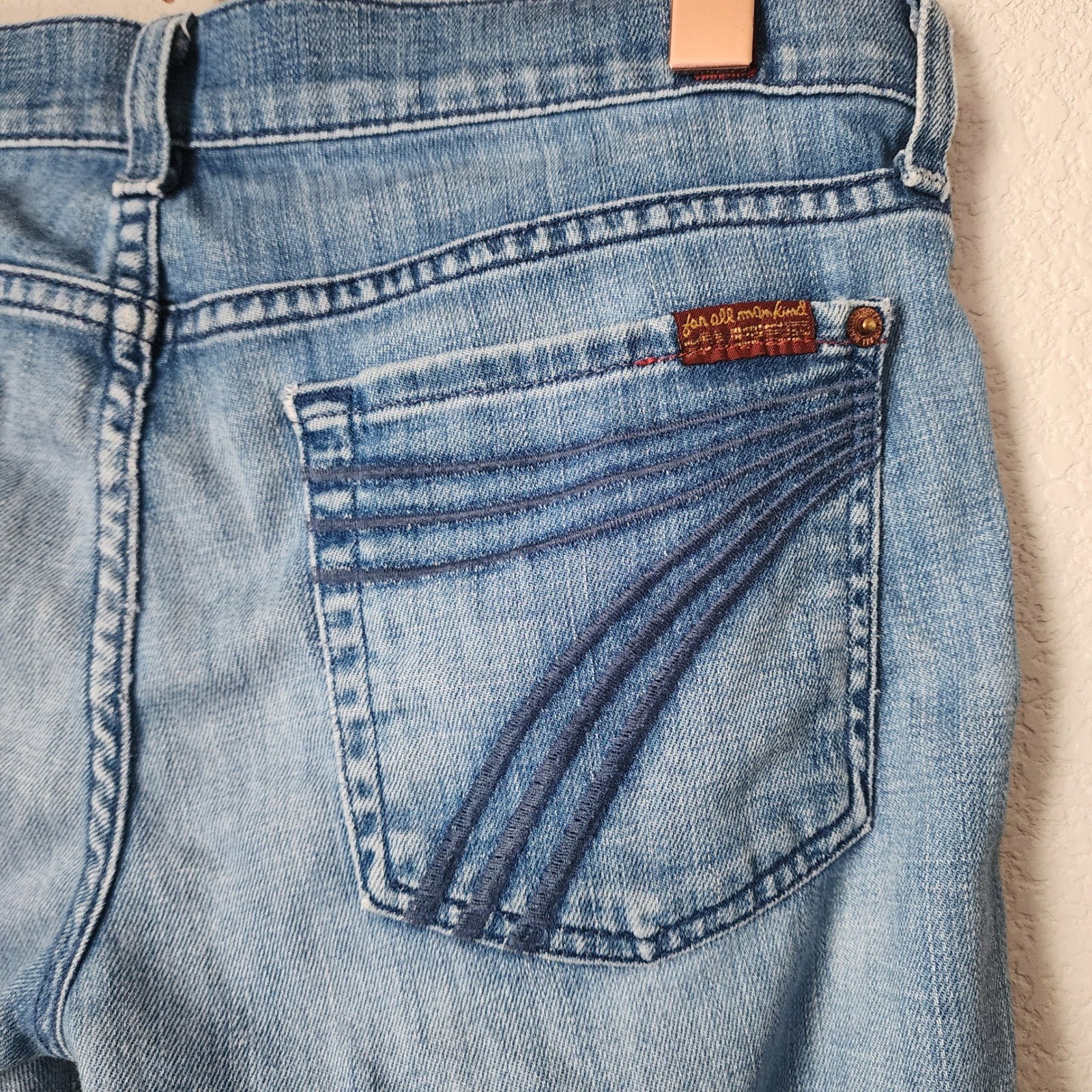 7 FOR ALL MANKIND Dojo Crop Capri jeans y2k light wash 28
