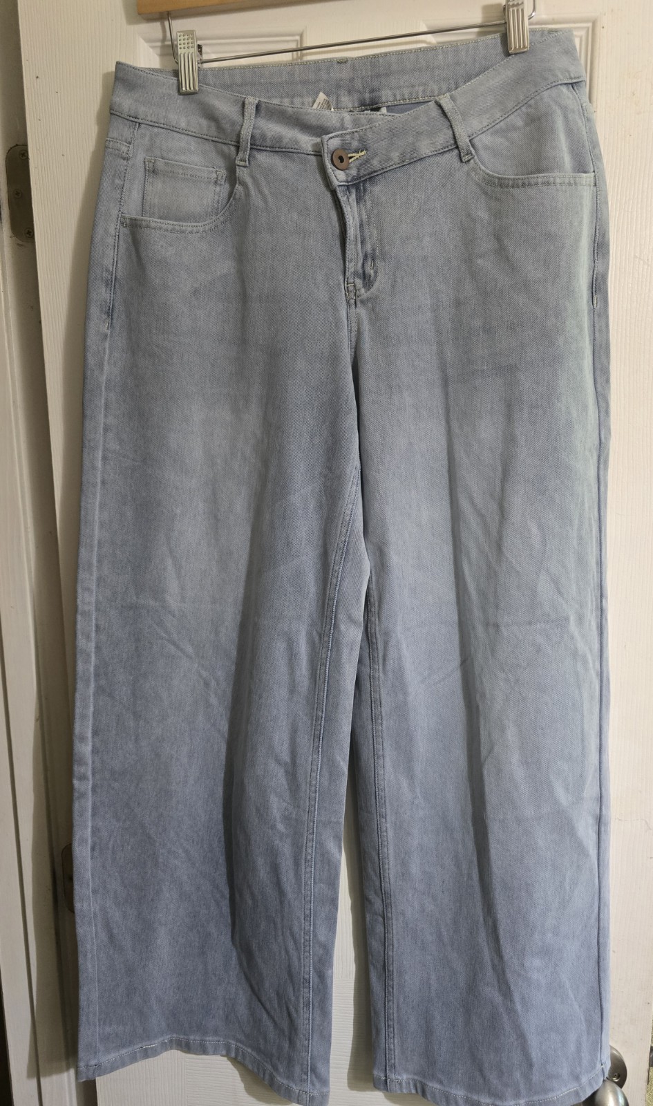 Halara Flex Asymmetrical Leg Denim Jeans M Regular Medium Wide Leg Y2K