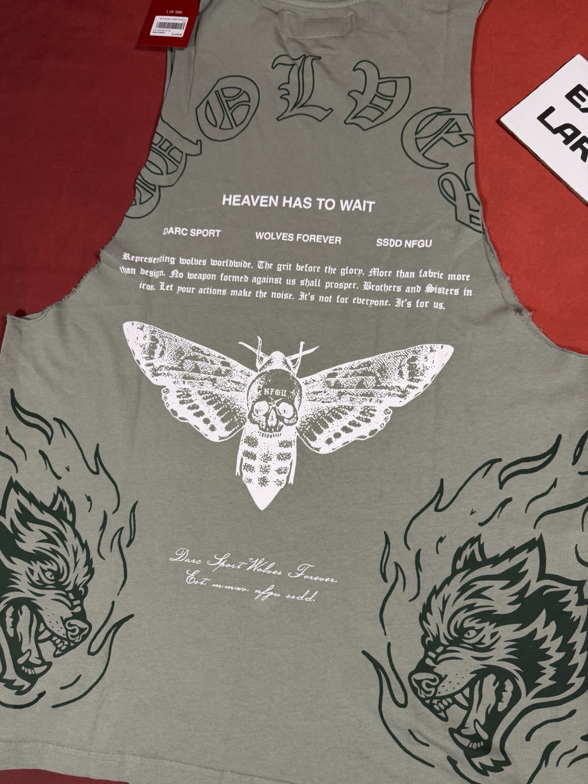 Darc Sport ‘Heaven Has To Wait’ Graphic Muscle Tank Top – Olive Green Size- XL
