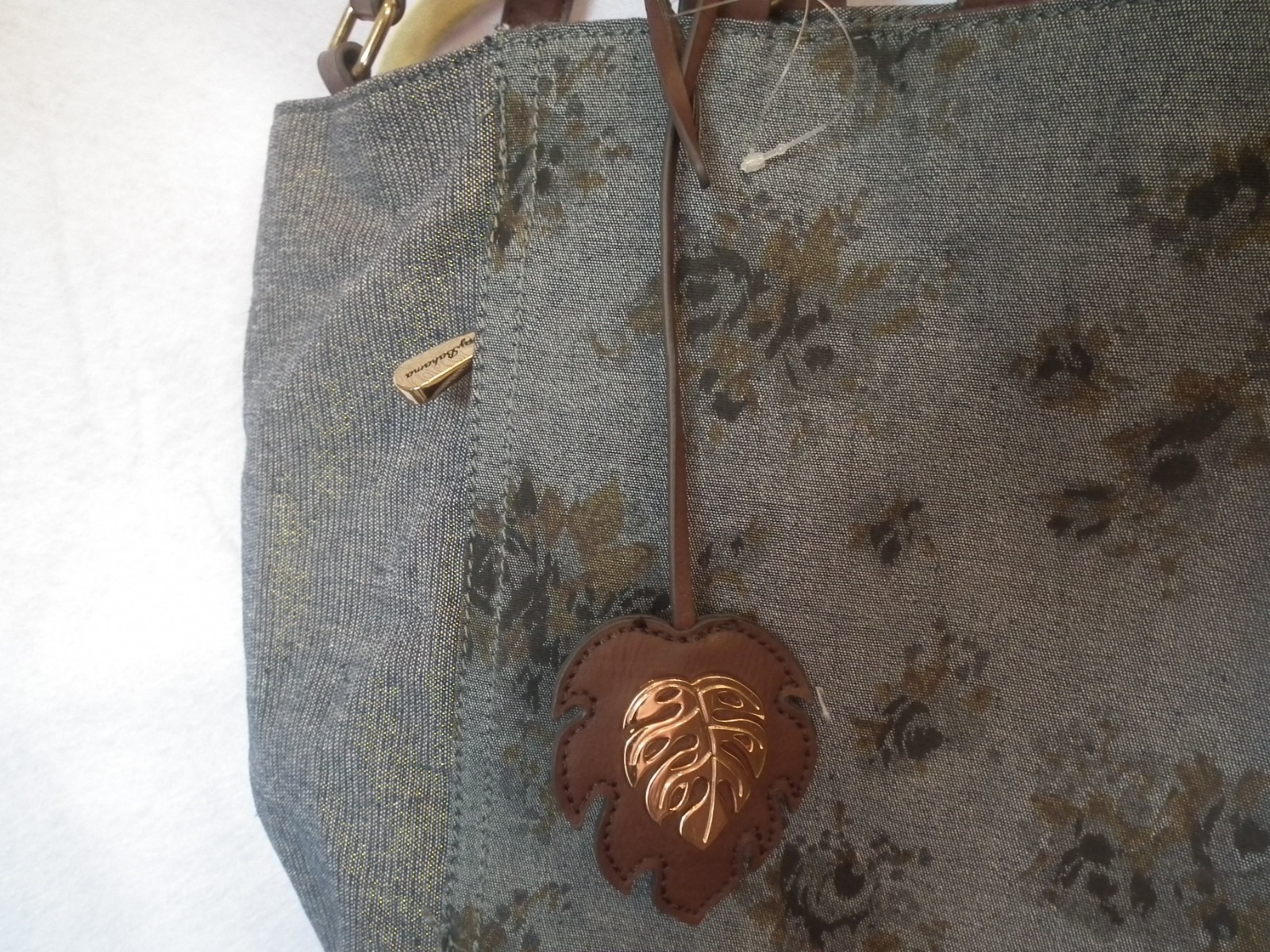 Tommy Bahama Convertible Tote Coral Reef Floral Blue Denim Purse NWT