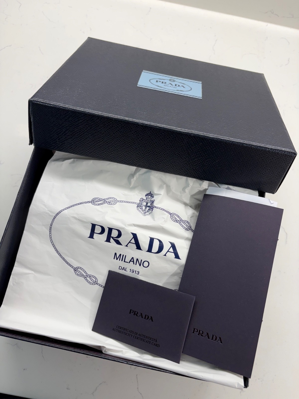 AUTHENTIC PRADA Re-Edition 2005 Nylon Shoulder Bag/Crossbody in Black