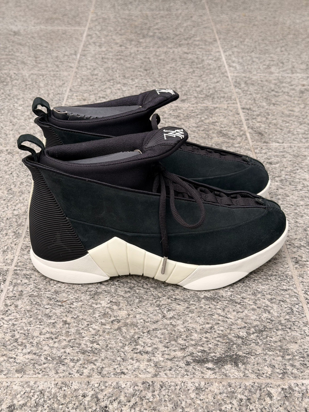 AIR JORDAN 15 RETRO PSNY MENS 8.5 – 921194 011 BLACK SUEDE
