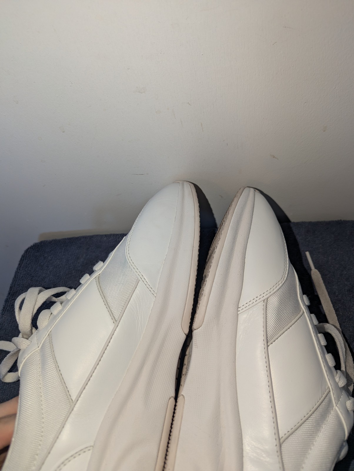 Axel Arigato Genesis Neo Runner Sneakers Mens Size 12 White Leather Mesh