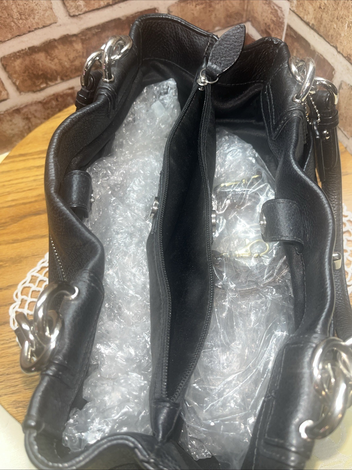 Coach Penelope Black Pebbled Shoulder Bag Turn Lock /Zipper Silver Hardware