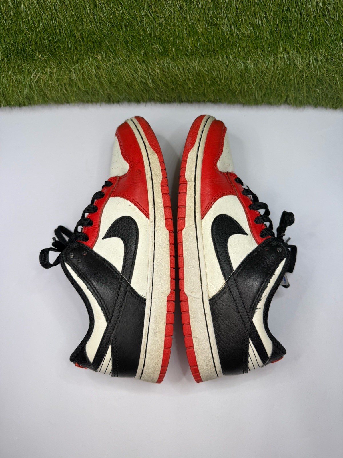 Nike Dunk Low EMB Chicago Bulls 75th Size 10.5 Mens Sneakers 2021 DD3363-100